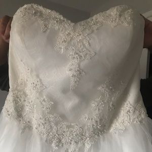 New Unaltered Bridal Gown!
